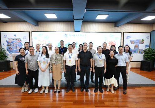 深化校际交流 共促职教发展——广西工贸高级技工学校莅临我院调研交流
