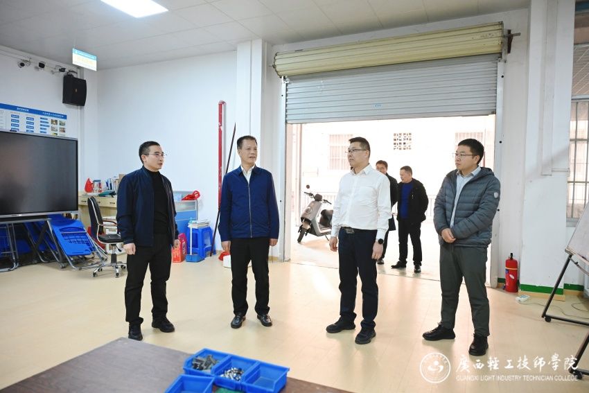 1769606922387477.jpg C4368FD845C65F352B48609A3EEB0786.jpg