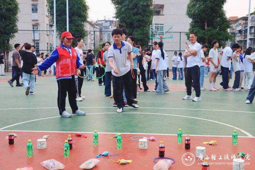 图2.jpg
